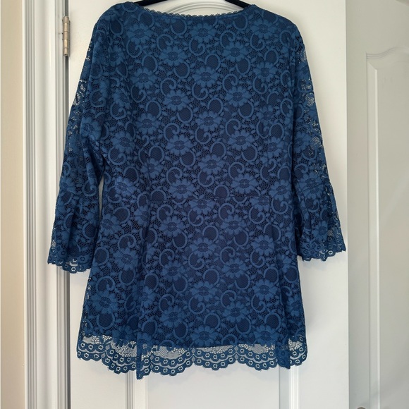 💕Host Pick💕 IMNYC Blue Lace Overlay Top - Picture 3 of 9